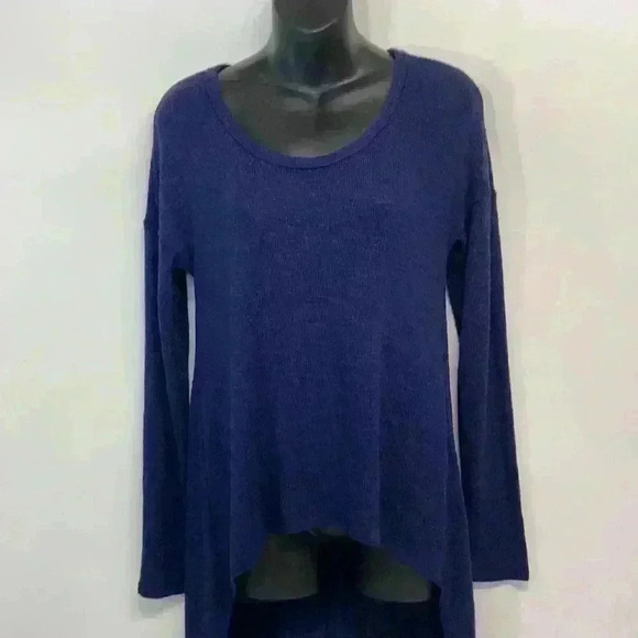 Ing size large blue long sleeve top - Picture 1 of 6